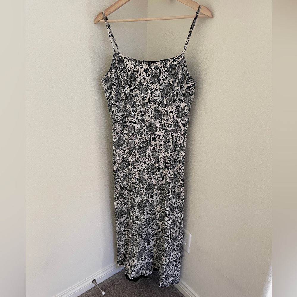 ASTR the label black white midi dress abstract print floral size L
